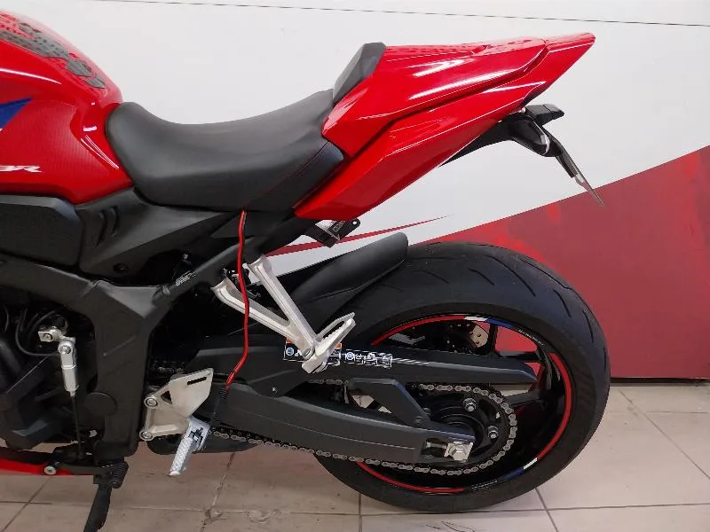 CBR 650 R ECLUTCH