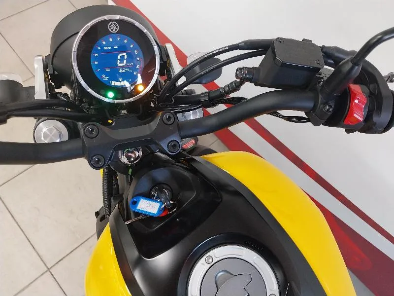 XSR 125