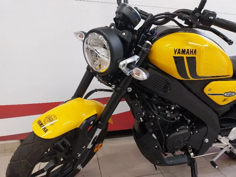 XSR 125