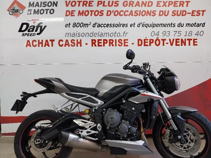 STREET TRIPLE 765 RS