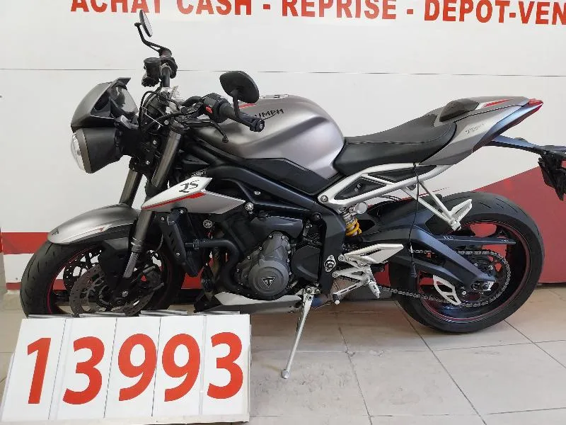 STREET TRIPLE 765 RS