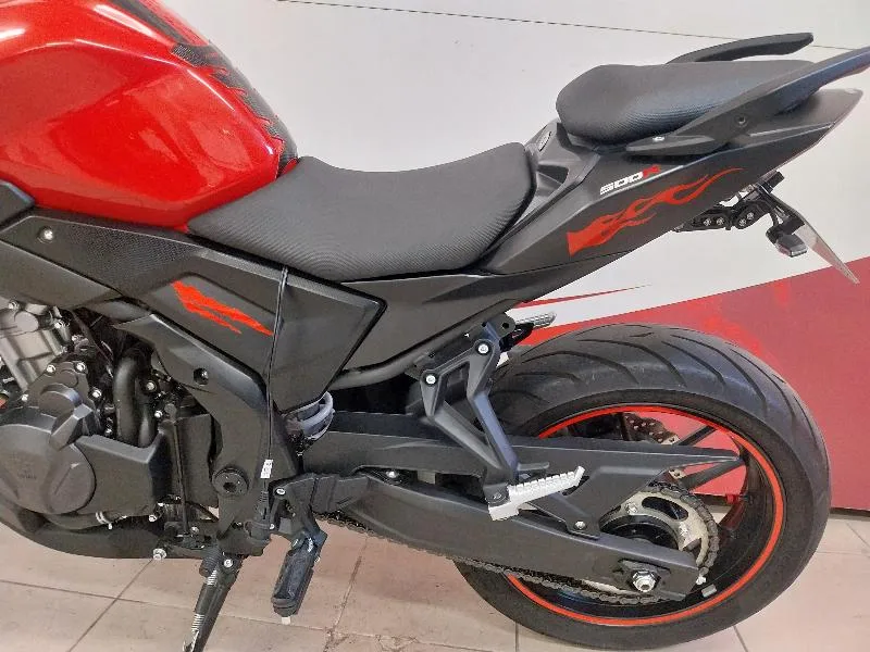 500 R