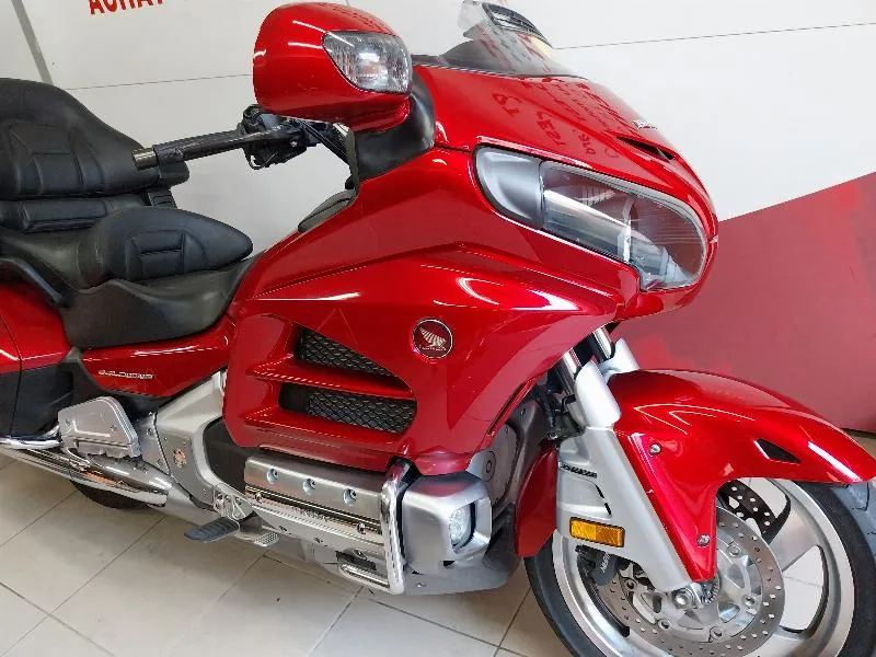GOLDWING 1800