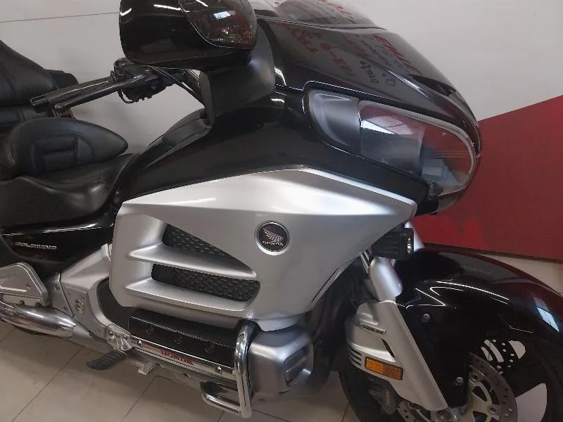 GOLDWING 1800