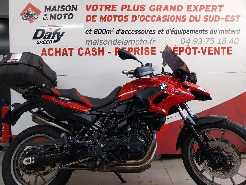 F700GS