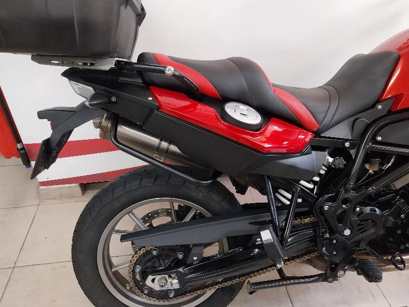 F700GS