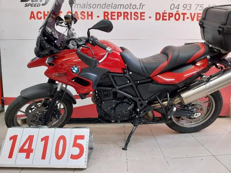 F700GS