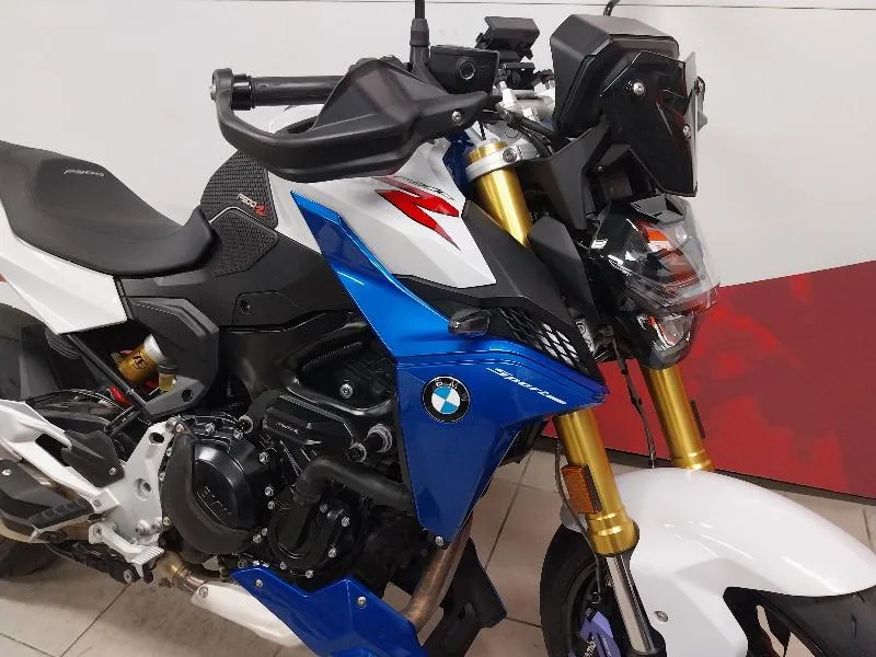 F900R FULL OPTIONS