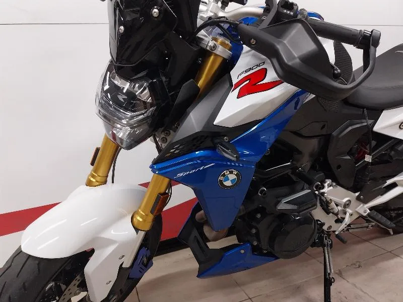 F900R FULL OPTIONS