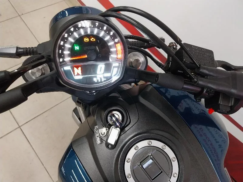 GV 125 X BOBBER 125