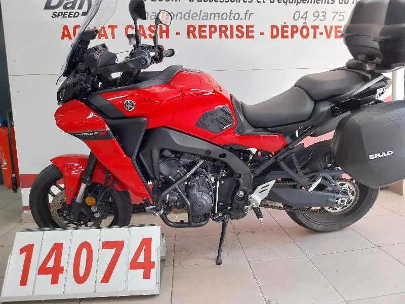 TRACER 900