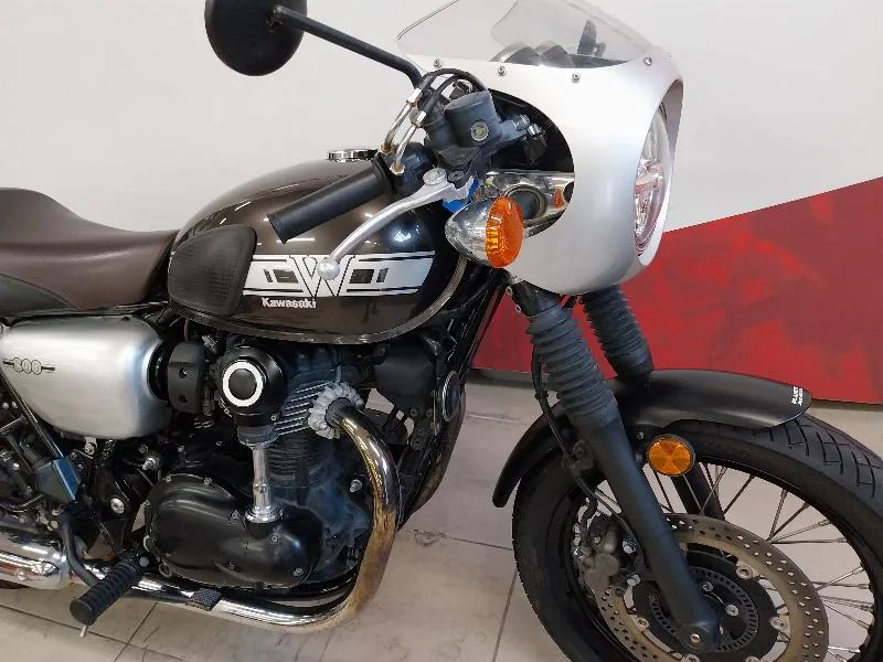W 800