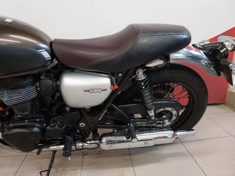 W 800