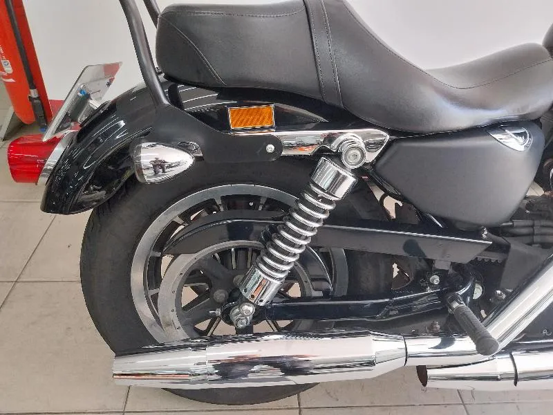 SPORTSTER 883 R
