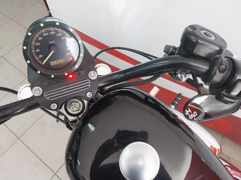 SPORTSTER 883 R