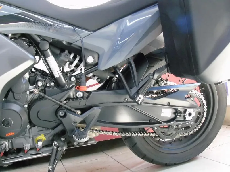 890 ADVENTURE L
