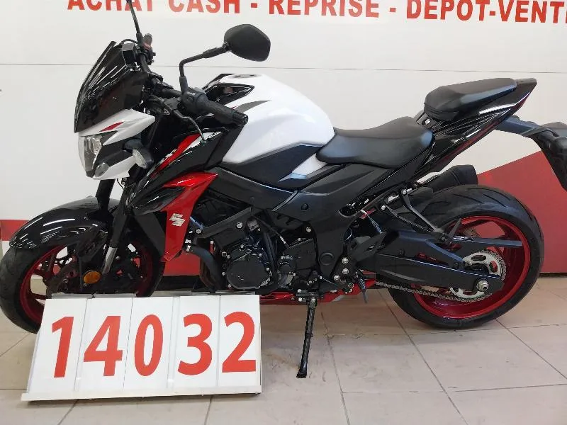 GSXS 750