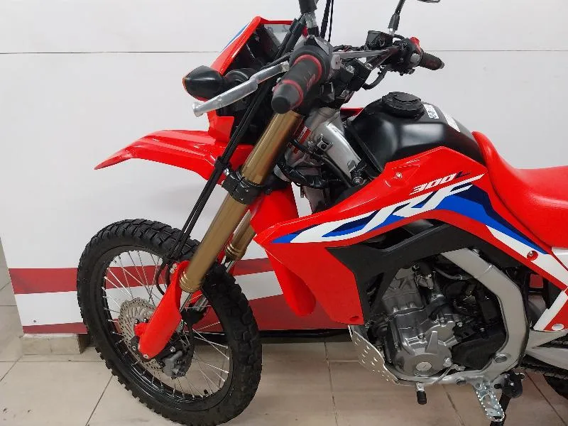 CRF 300