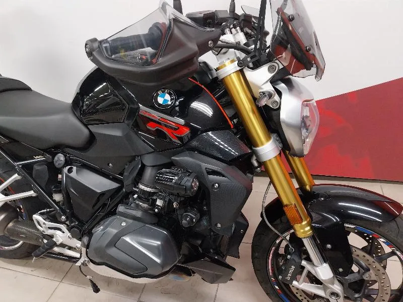 R 1250 R