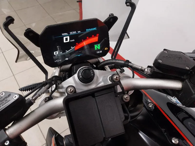 R 1250 R