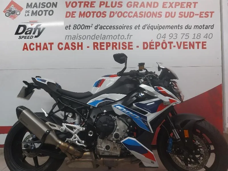M1000 R
