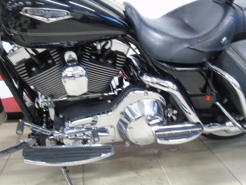 ROAD KING CLASSIC