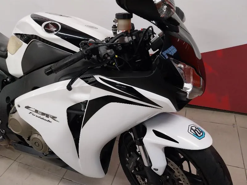 CBR 1000 RR