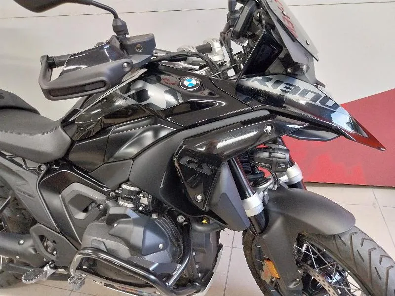 R 1300 GS TRIPLE BLACK