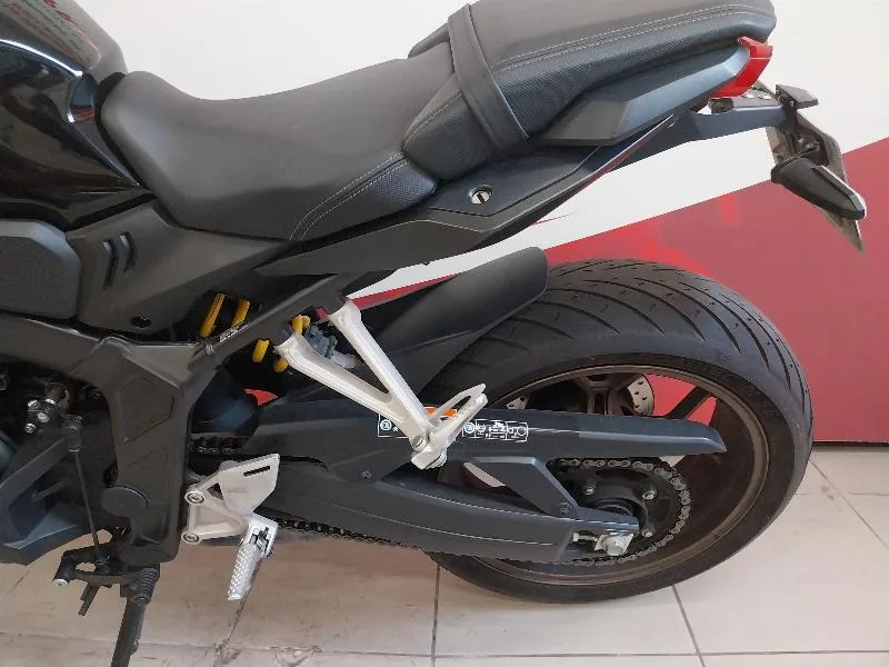 CB650R