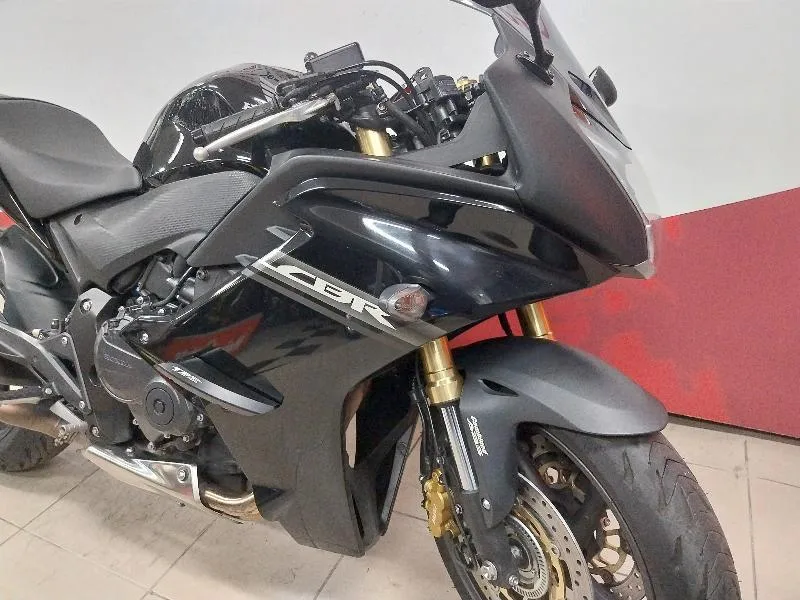 CBR600F  ABS