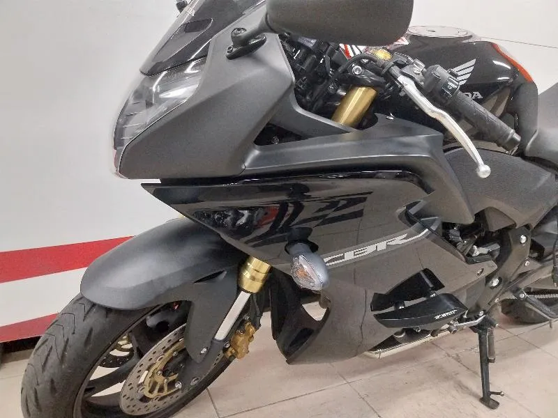 CBR600F  ABS