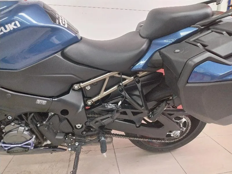 GSXS 1000 GT
