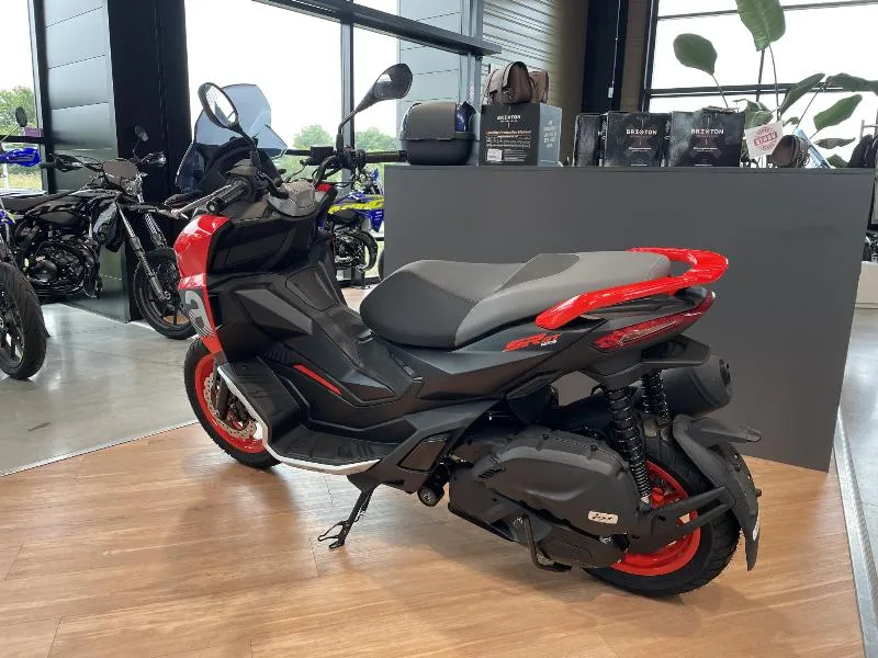 SR 125 GT