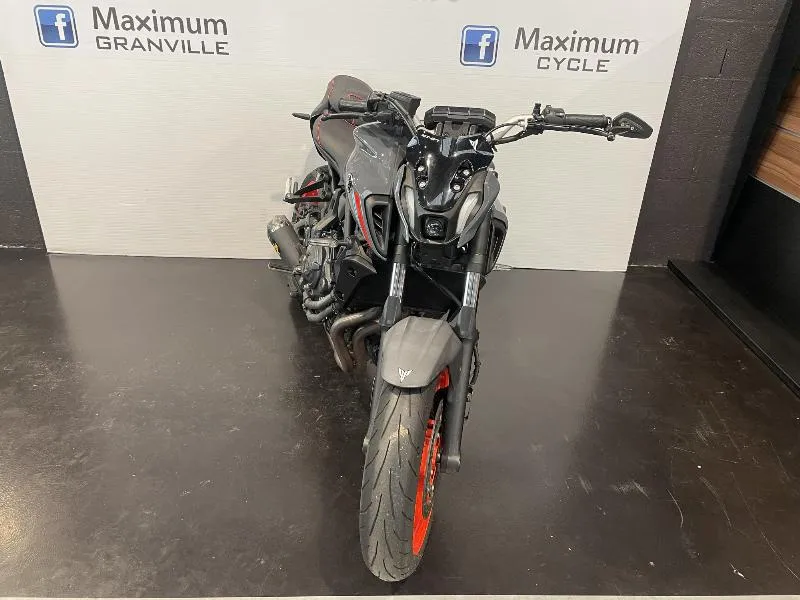 MT07