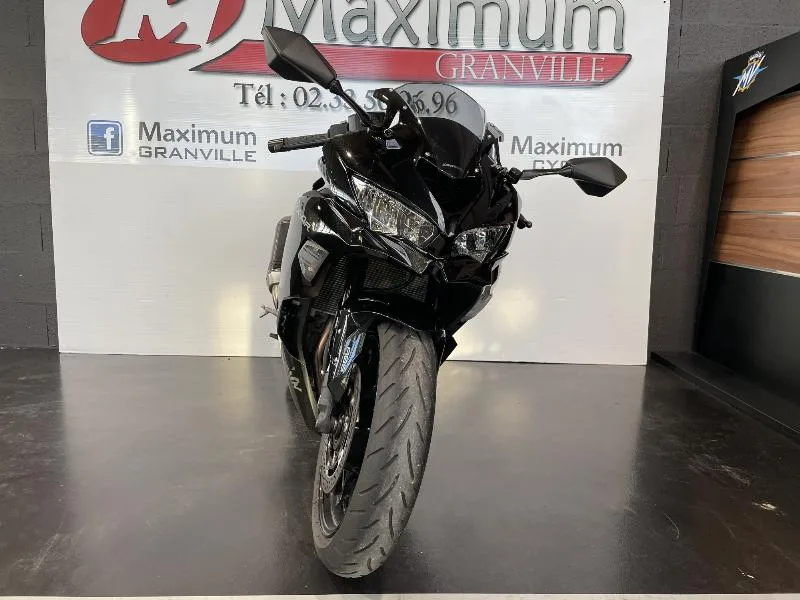 ZX4R