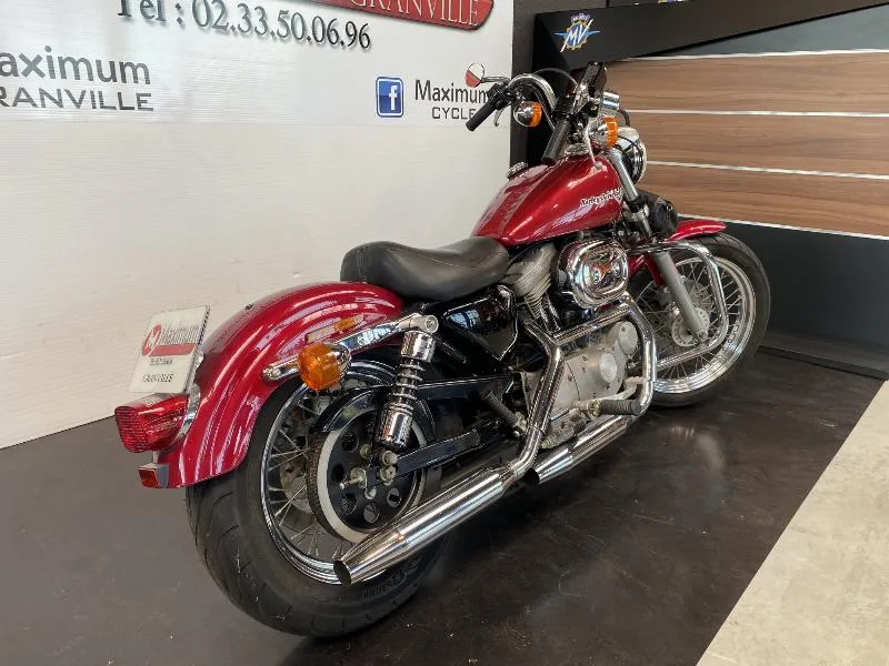 SPORTSTER 883