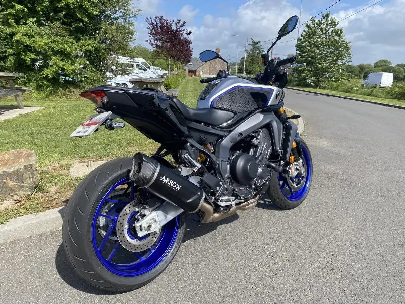 MT09 SP