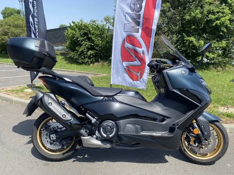 XP TMAX 560 TECH MAX