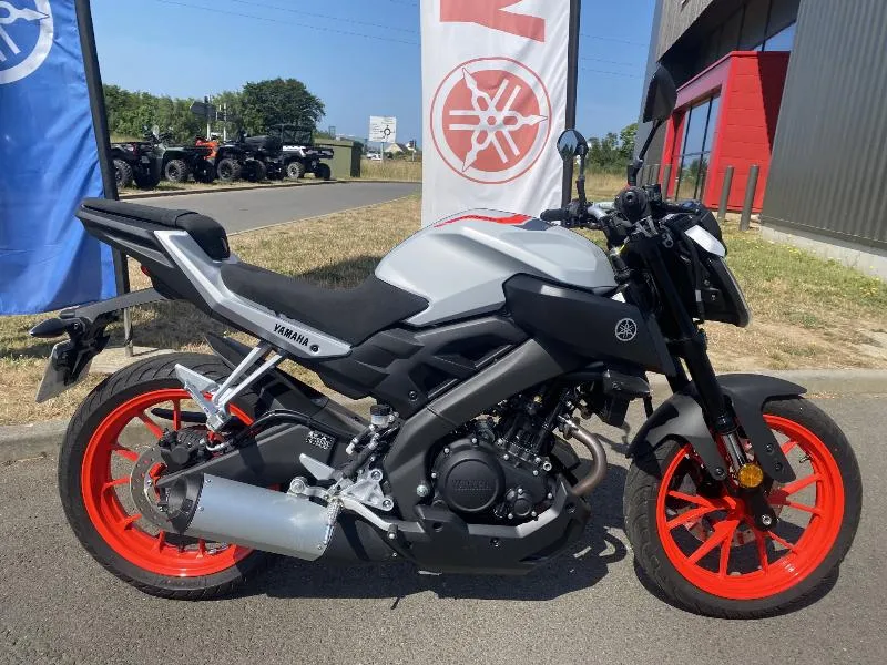 MT125 ABS