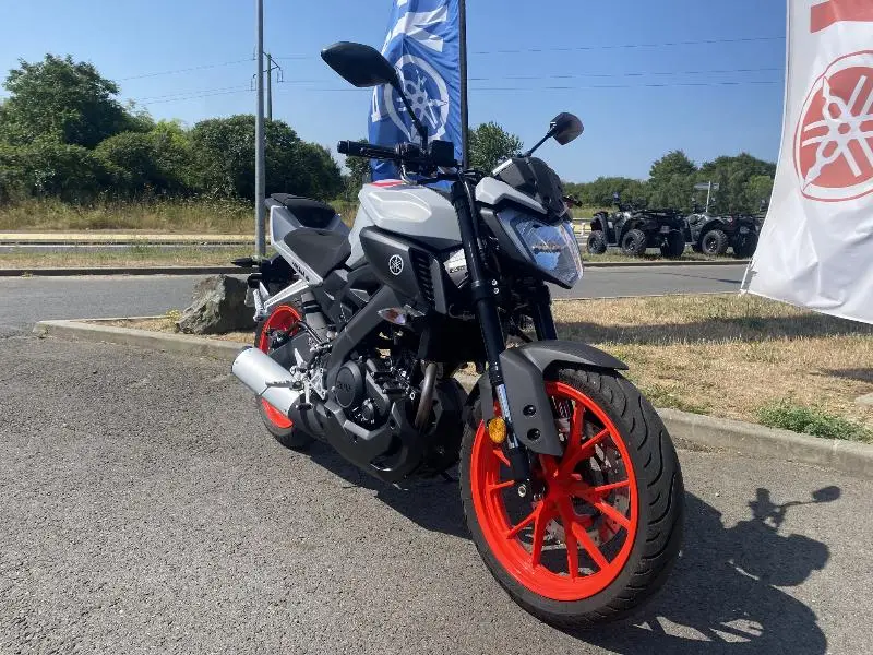 MT125 ABS