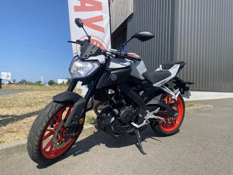 MT125 ABS