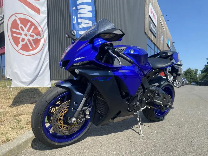 YZF 1000 R1