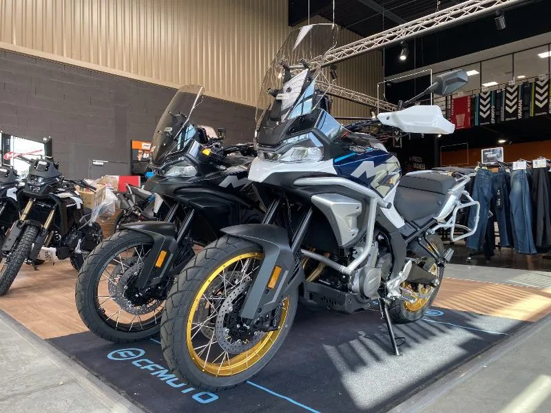 MT 700