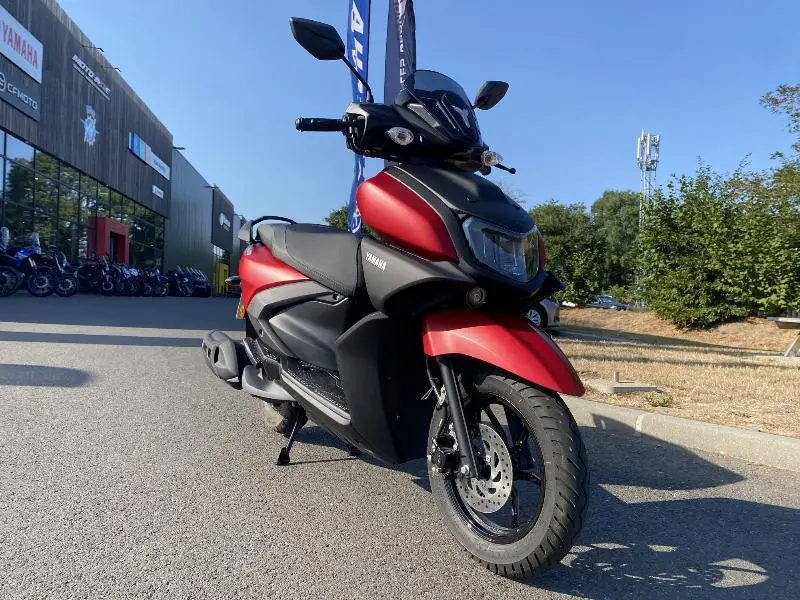 RayZR 125