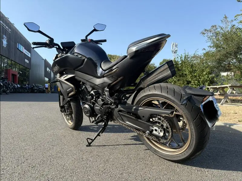 NK 800 SPORT