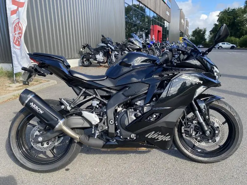 ZX4R
