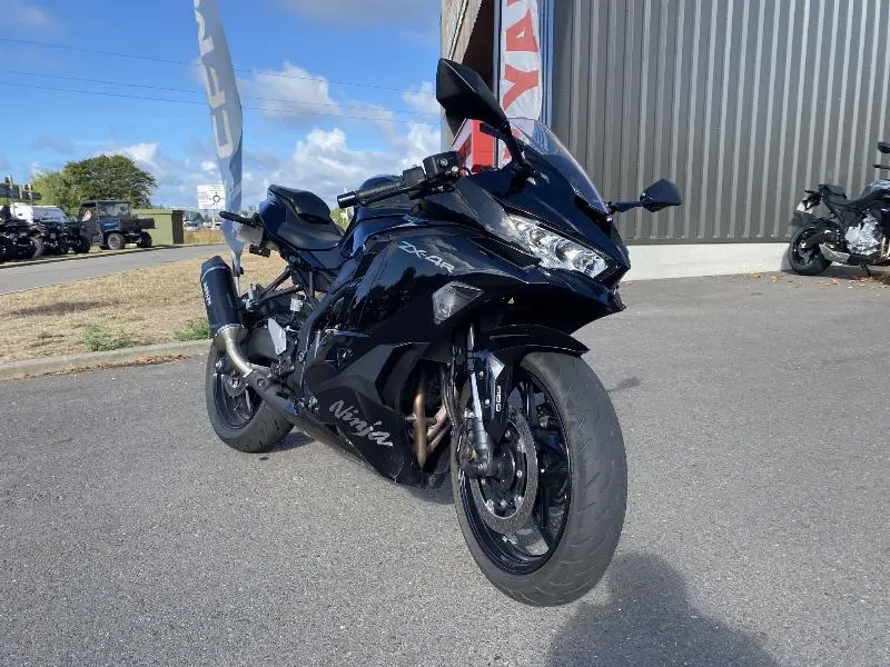 ZX4R