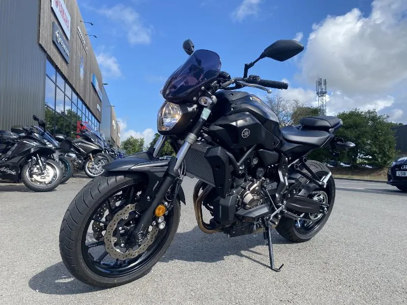 MT07