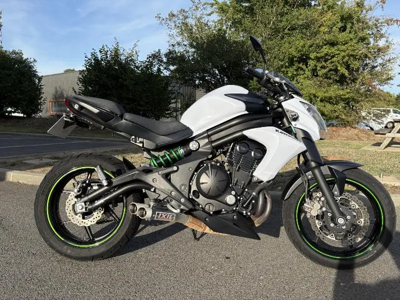 ER6N 2016