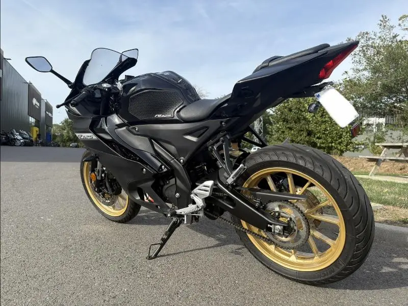 YZF 125 R ABS